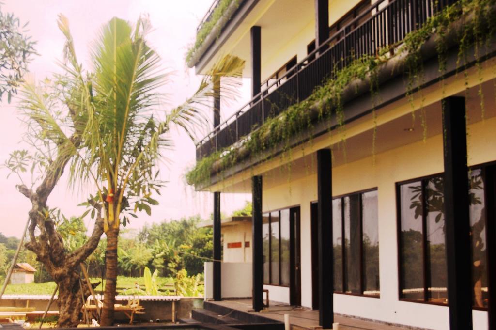 Grandpa Guest House Canggu  Exterior photo