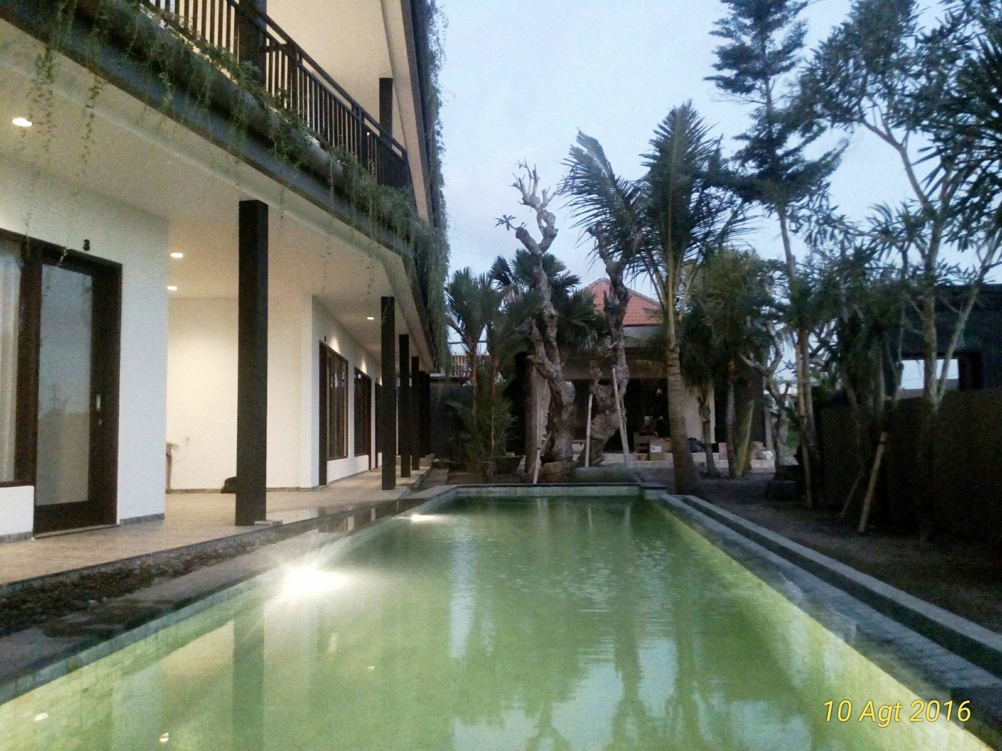 Grandpa Guest House Canggu  Exterior photo